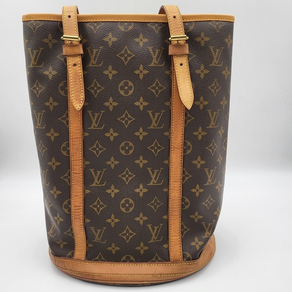 Louis Vuitton Monogram GM Bucket Shoulder Bag, Authentic..!! - Picture 4 of 16